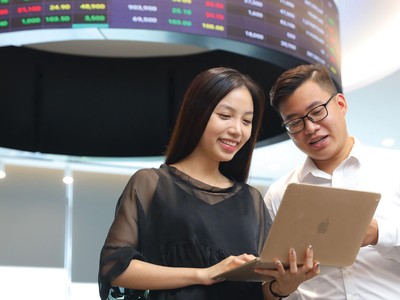 Nhà đầu tư ngày càng quan tâm tới chất lượng dịch vụ tư vấn của các công ty chứng khoán.