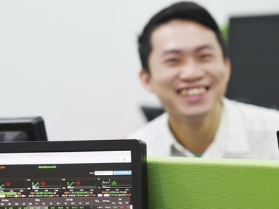 Việc mở room tín dụng trở lại tác động tích cực đến tâm lý của nhà đầu tư chứng khoán.