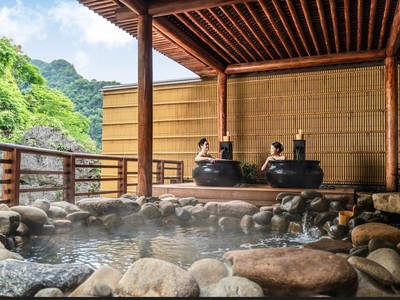 Với chủ đề “Đặc quyền Thượng lưu - Thăng hoa trải nghiệm”, Sun Red Carpet đưa khách mời đến với hành trình khám phá nghệ thuật tắm onsen và văn hóa Nhật Bản (Ảnh minh hoạ, mọi thông tin và hình ảnh về khách mời đều được Sun Property bảo mật tuyệt đối).