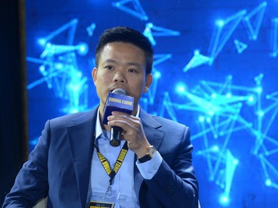 Ông Vũ Hồng Phú – Thành viên Ban điều hành MB kiêm Tổng giám đốc MB Ageas Life chia sẻ kinh nghiệm chuyển đổi số của MB.