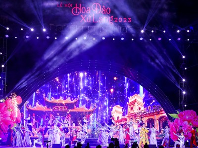 Nhìn lại hành trình ấn tượng của lễ hội hoa đào xứ Lạng 2023