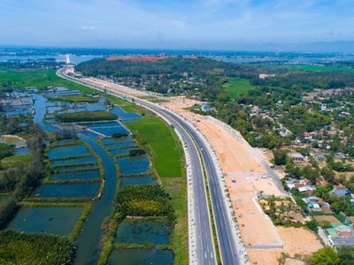 Quảng Ngãi kiến nghị Trung ương xem xét một số vấn đề về dự án đầu tư công