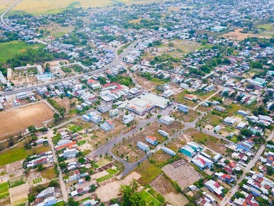 Điểm cuối của Đường vành đai phía bắc tỉnh Quảng Nam (thuộc địa phận thị xã Điện Bàn), kết nối với dự án Cầu Quảng Đà.