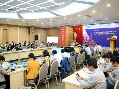 Toàn cảnh Hội thảo góp ý hoàn thiện dự thảo Luật Viễn thông (sửa đổi).