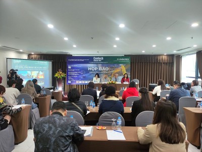 Theo Ban tổ chức,Contech Vietnam 2023 quy tụ nhiều doanh nghiệp Mỹ, EU, Hàn Quốc... giới thiệu sản phẩm máy xây dựng, máy công nghiệp mỏ, máy cắt CNC...