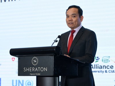 Phó thủ tướng Trần Lưu Quang phát biểu tại lễ khai mạc hội nghị toàn cầu lần thứ 4 về hệ thống lương thực, thực phẩm bền vững. Ảnh: Tùng Đinh/nongnghiep.vn.
