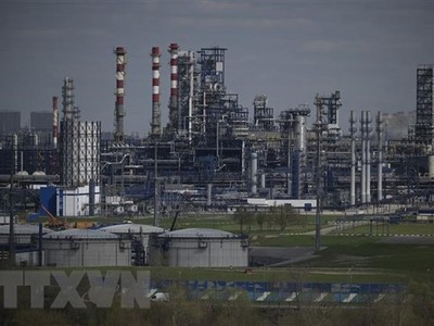 Cơ sở lọc dầu của Tập đoàn Gazprom ở ngoại ô Moskva, Nga. (Ảnh: AFP/TTXVN)