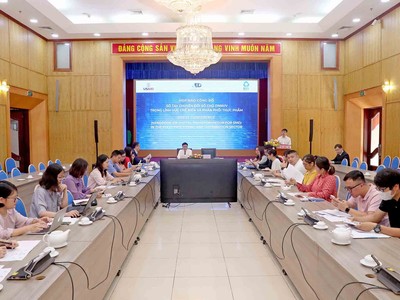 Họp báo công bố sổ tay Chuyển đổi số cho doanh nghiệp nhỏ và vừa trong lĩnh vực chế biến và phân phối thực phẩm (Ảnh: Đức Trung).