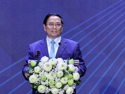 Thủ tướng Phạm Minh Chính phát biểu chỉ đạo tại Hội nghị công bố quy hoạch và xúc tiến đầu tư tỉnh Long An diễn ra sáng 25/7 - Ảnh: VGP.