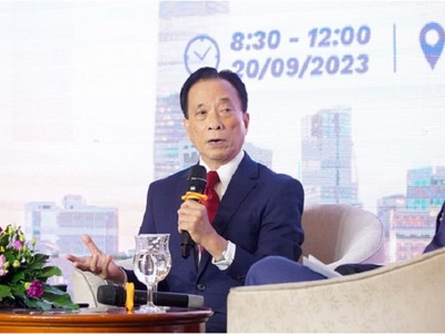 TS.Nguyễn Trí Hiếu, chuyên gia Tài chính Ngân hàng phát biểu tại Hội thảo.