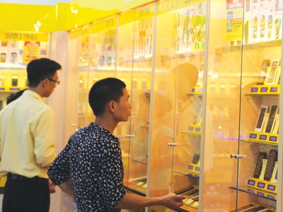 Khối ngoại không còn “ưu ái” Thế giới di động (MWG)