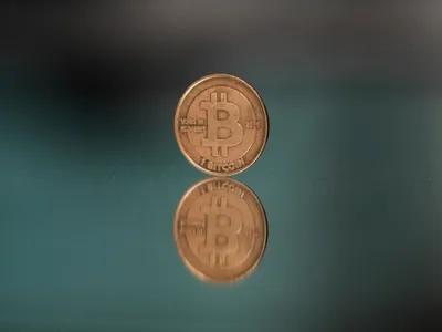 Bitcoin vượt đỉnh lịch sử