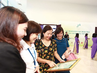 Định hình văn hóa kinh doanh minh bạch và sáng tạo