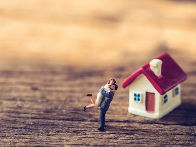 Nhà rộng, nhà chật