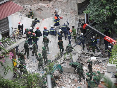 Địa ốc 7 ngày: Nhà cũ “nguy cơ” sập, chung cư không đảm bảo an toàn cháy nổ