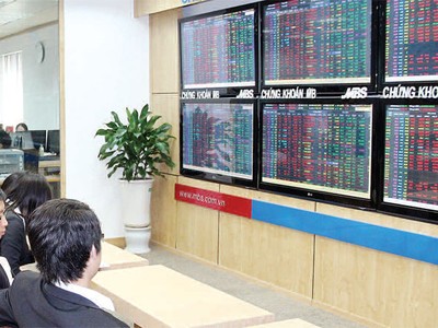 Thị trường đã tạo đáy kép tại 578 điểm