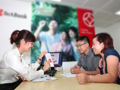 Nhiều người vẫn tự tin vay tiền ngân hàng để tiêu dùng hoặc kinh doanh trong tháng Ngâu