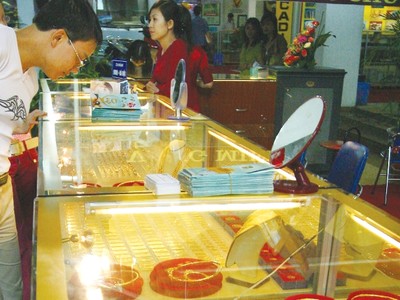 Ngoại tệ và vàng tiếp tục là kênh đầu tư kém sức hấp dẫn thời điểm này