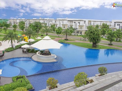 Melosa Garden đã hoàn thiện cảnh quan, nhiều dãy nhà phố, biệt thự sẵn sàng chào đón cư dân.