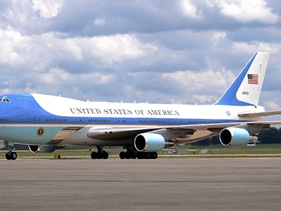 Chuyên cơ tổng thống Mỹ Air Force One. Ảnh: Reuters.