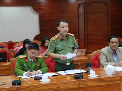 Công an tỉnh Đắk Lắk thông tin chính thức vụ việc tại buổi họp báo. Ảnh CAND