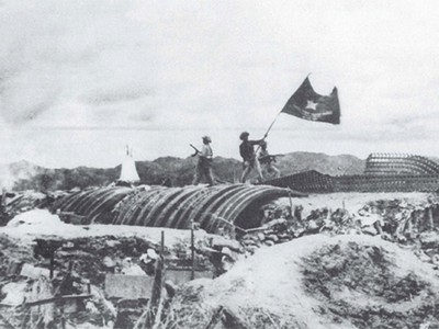 Tháng 5 nơi chiến trường xưa