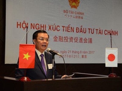 Ông Đinh Tiến Dũng, Bộ trưởng Bộ Tài chính phát biểu tại Hội nghị xúc tiến đầu tư tài chính tại Nhật Bản