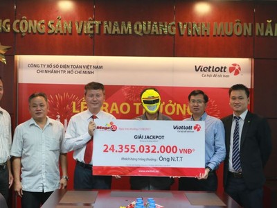 Vietlott trao thưởng Jackpot trị giá hơn 24 tỷ đồng cho ông NTT đến từ Hà Nội
