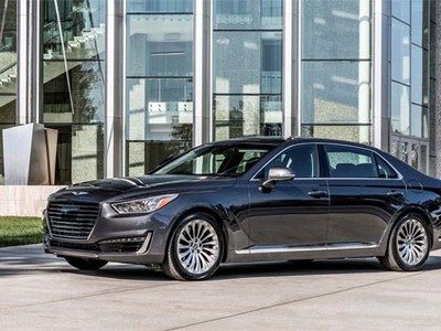Genesis G90 - mẫu sedan hạng sang hiện được bán ra tại các đại lý của Hyundai.