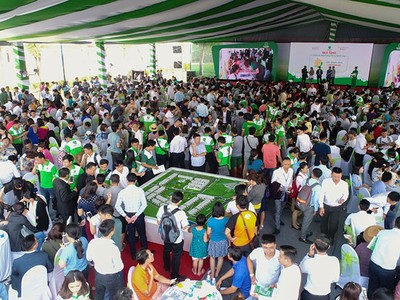 Gần 2.000 khách hàng đã đến tham dự lễ giới thiệu dự án Lovera Park vào ngày 11/11.