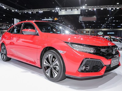 Honda Civic Red - chiếc hatchback thể thao