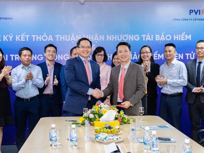 PVI Re Và VBI ký thỏa thuận nhận nhượng tái bảo hiểm và khai trương cổng giao dịch tái bảo hiểm điện tử