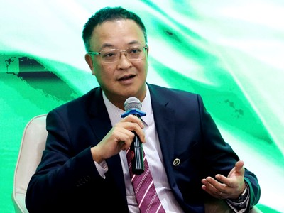 Ông Bùi Hoàng Hải, Phó chủ tịch Ủy ban Chứng khoán Nhà nước chia sẻ tại Tọa đàm. (Ảnh: Dũng Minh)