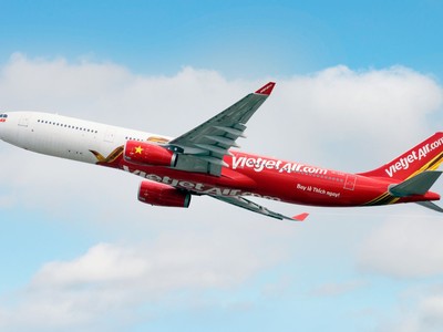 Vietjet (VJC) bứt phá mạnh mẽ trong sáu tháng đầu năm 2025