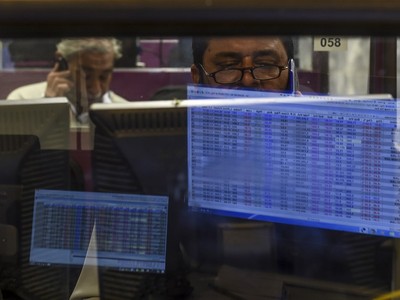 Giới đầu tư thận trọng đón mùa công bố kết quả kinh doanh