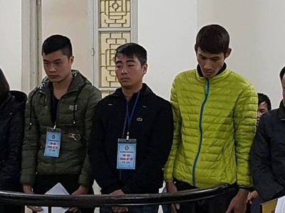 Công nghệ làm giả CMND xin cấp hộ chiếu, bán với giá 1.000 USD - 1.400 USD