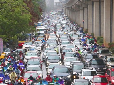 Hà Nội treo thưởng 200.000 USD những giải pháp chống kẹt xe 
