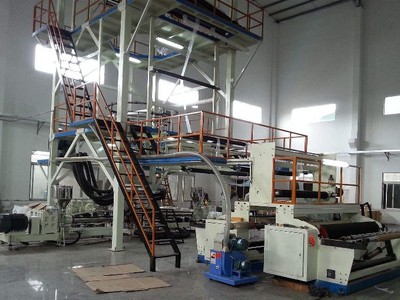 Nhận thế chấp máy móc, nhà đầu tư tháo chạy về nước, ngân hàng ôm đống thiết bị hao hụt