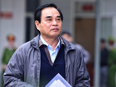 Bị cáo Văn Hữu Chiến. Ảnh: Vnexpress