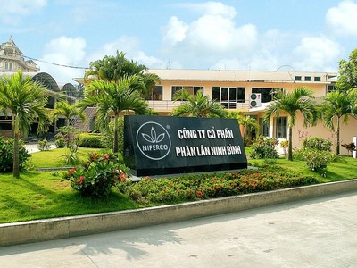 Công ty Phân lân Ninh Bình đòi nợ Hội nông dân