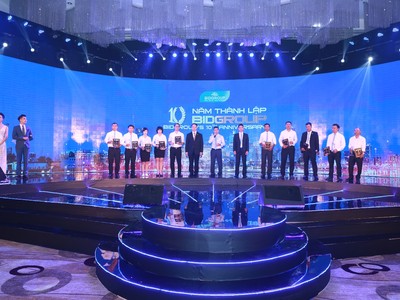 BIDGroup vinh danh các cán bộ, nhân viên đạt thành tích xuất sắc