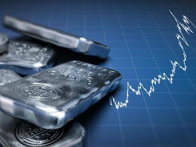 Sau giá vàng, giá bạc sẽ tăng trưởng mạnh năm 2021