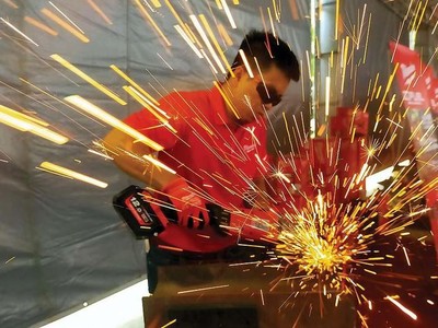 Sản xuất Châu Á tăng tốc khi Trung Quốc bắt đầu quay lại mức trung bình