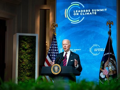 Tổng thống Biden trong Hội nghị thượng đỉnh các nhà lãnh đạo về khí hậu tại Nhà Trắng vào thứ Năm (22/4). Ảnh: The New York Times