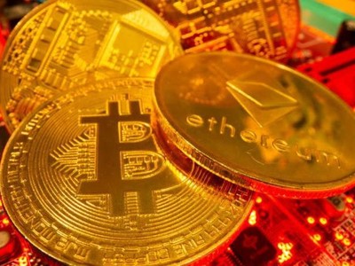 Doanh nghiệp khai thác rút khỏi Trung Quốc, Bitcoin gặp khó