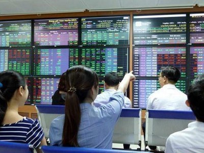 Chứng khoán APEC (APS): Cổ đông lớn giao dịch tháng 3 nhưng tới tháng 12/2021 mới công bố