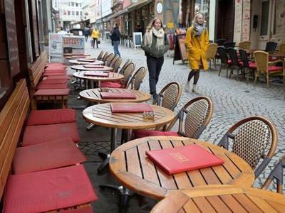 Lạm phát khu vực đồng Euro hạ nhiệt hơn dự kiến trong tháng 11