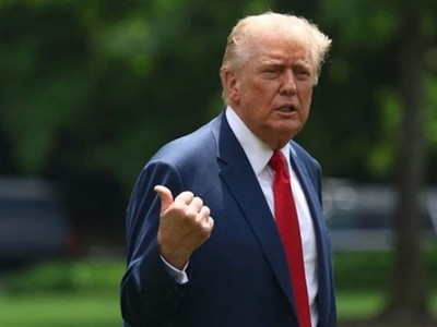 Tổng thống Trump sẽ không bổ nhiệm bất kỳ ai vào Fed nếu họ không ủng hộ việc cắt giảm lãi suất