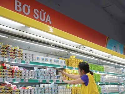Sữa Quốc tế Lof (IDP) bị xử phạt 185 triệu đồng do vi phạm nghĩa vụ công bố thông tin