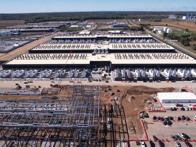 Làn sóng thương vụ trong lĩnh vực trung tâm dữ liệu bùng nổ